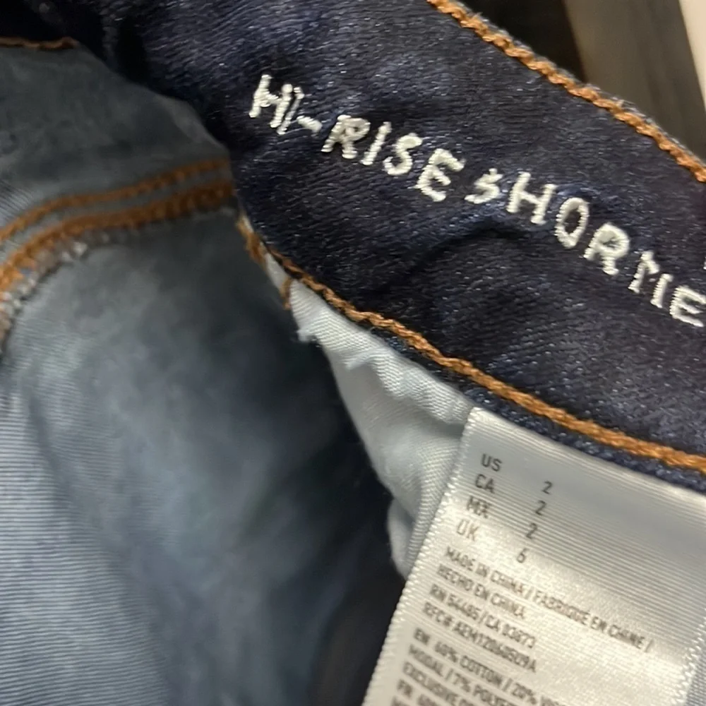 AMERICAN Eagle- super stretch hi rise shortie